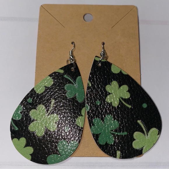 Hunter Green Irish Lucky Clover Dangle Earrings - Picture 3 of 5